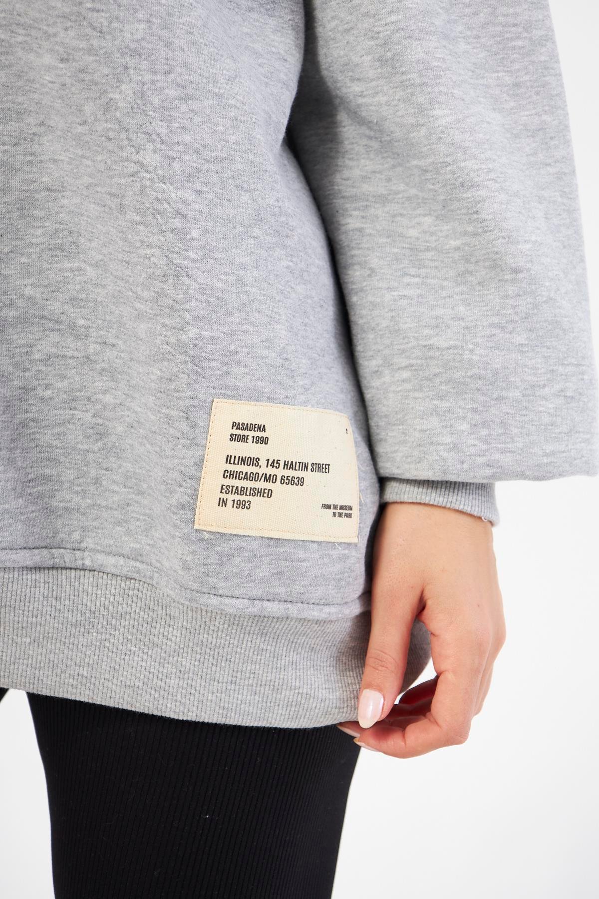 Gri Kadın Oversize Sırt Fermuarlı Sweatshirt - Fame