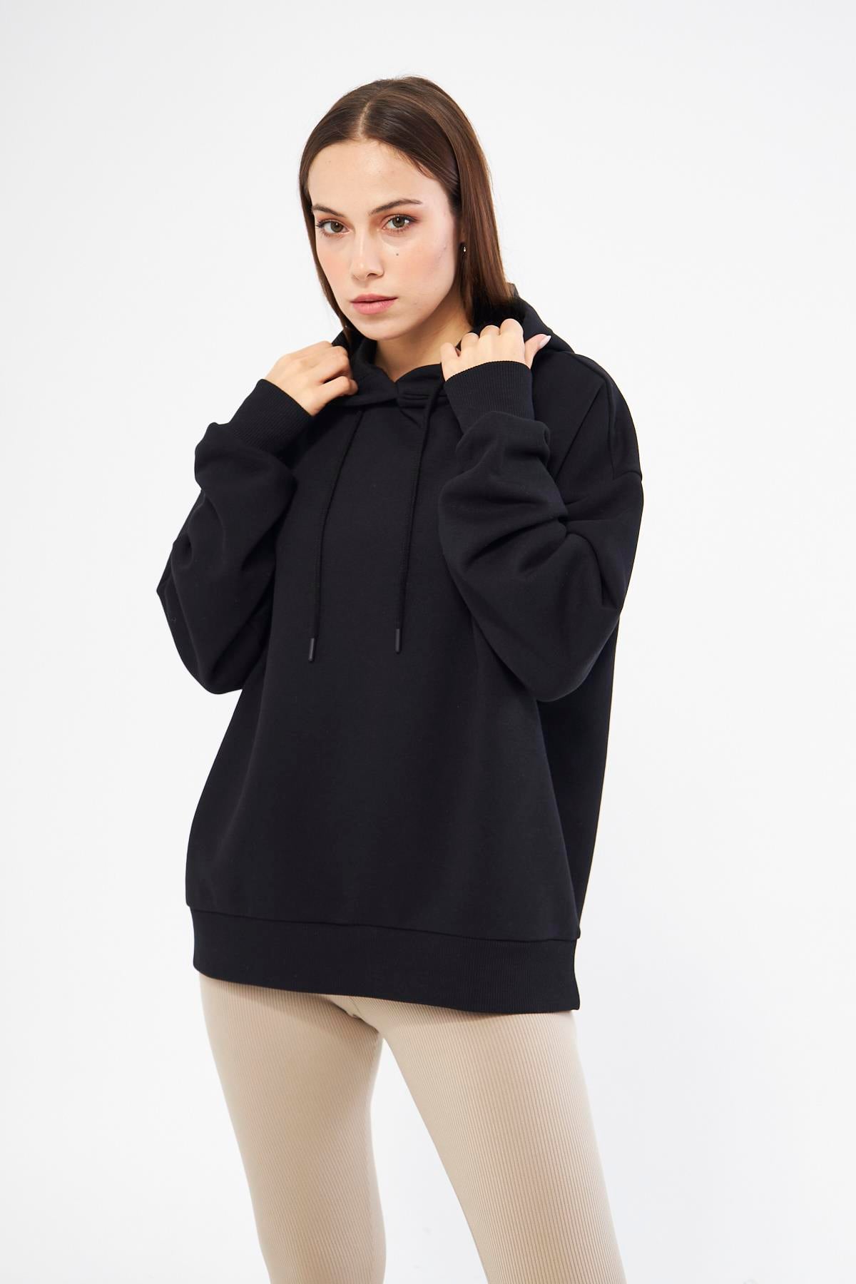 Kadın Oversize Basic Kapüşonlu Sweatshirt Siyah - Fruno