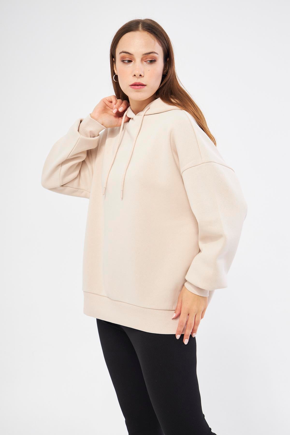 Kadın Oversize Basic Kapüşonlu Sweatshirt Bej - Fruno