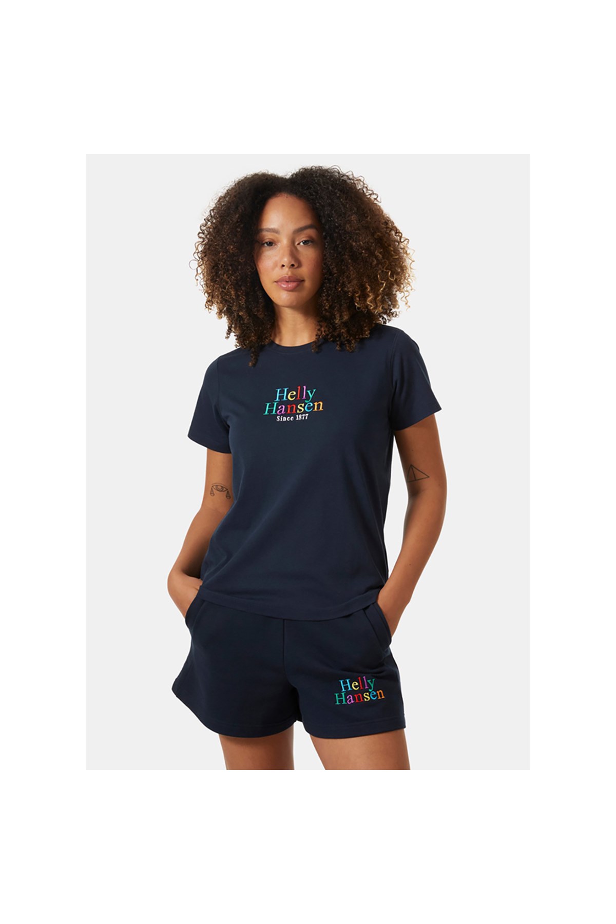 Core Graphic Kadın Kısa Kollu T-Shirt