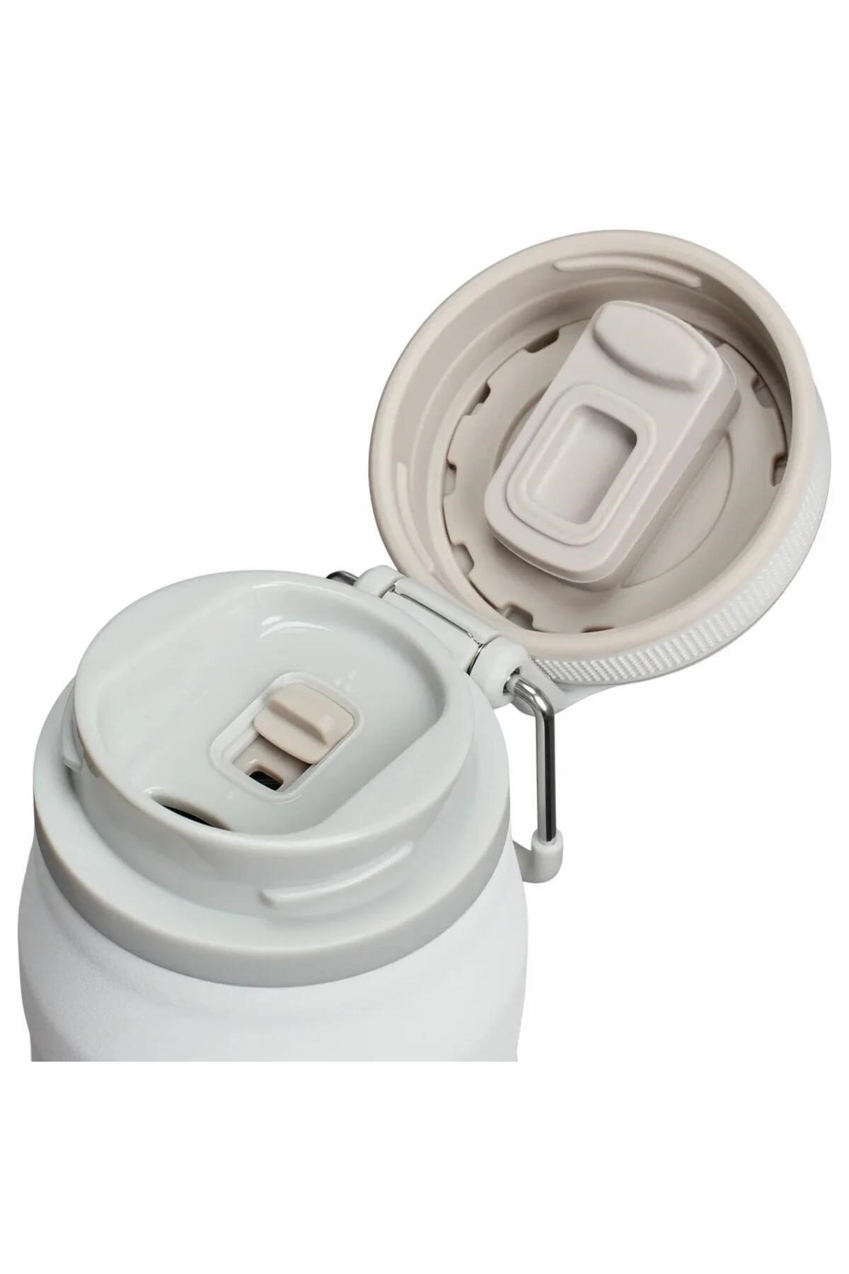 The IceFlow™ Bottle Twist Flip 0.7L / 24oz Beyaz 10-11284-076