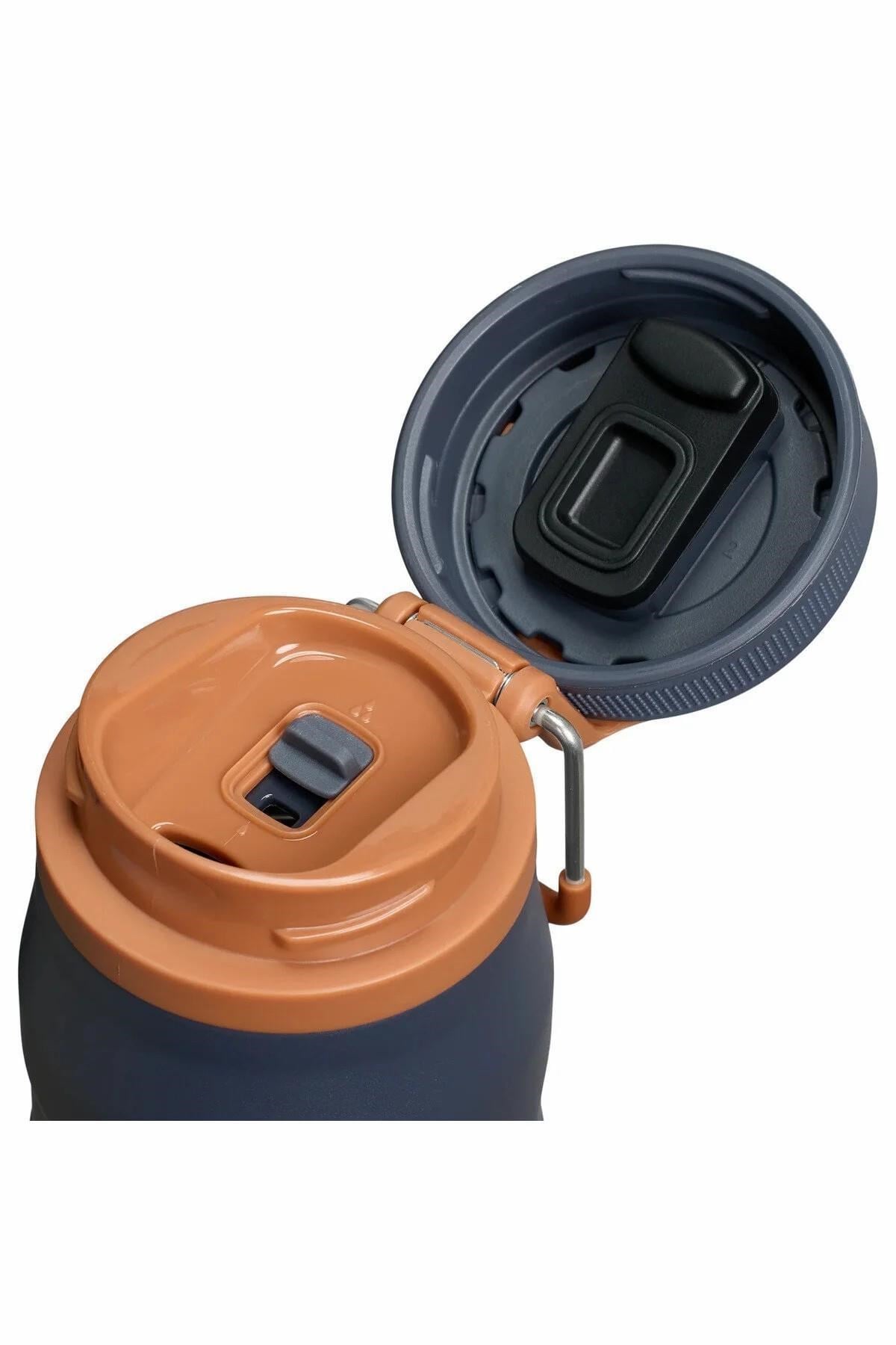The IceFlow™ Bottle Twist Flip 0.7L / 24oz Lacivert 10-11284-078