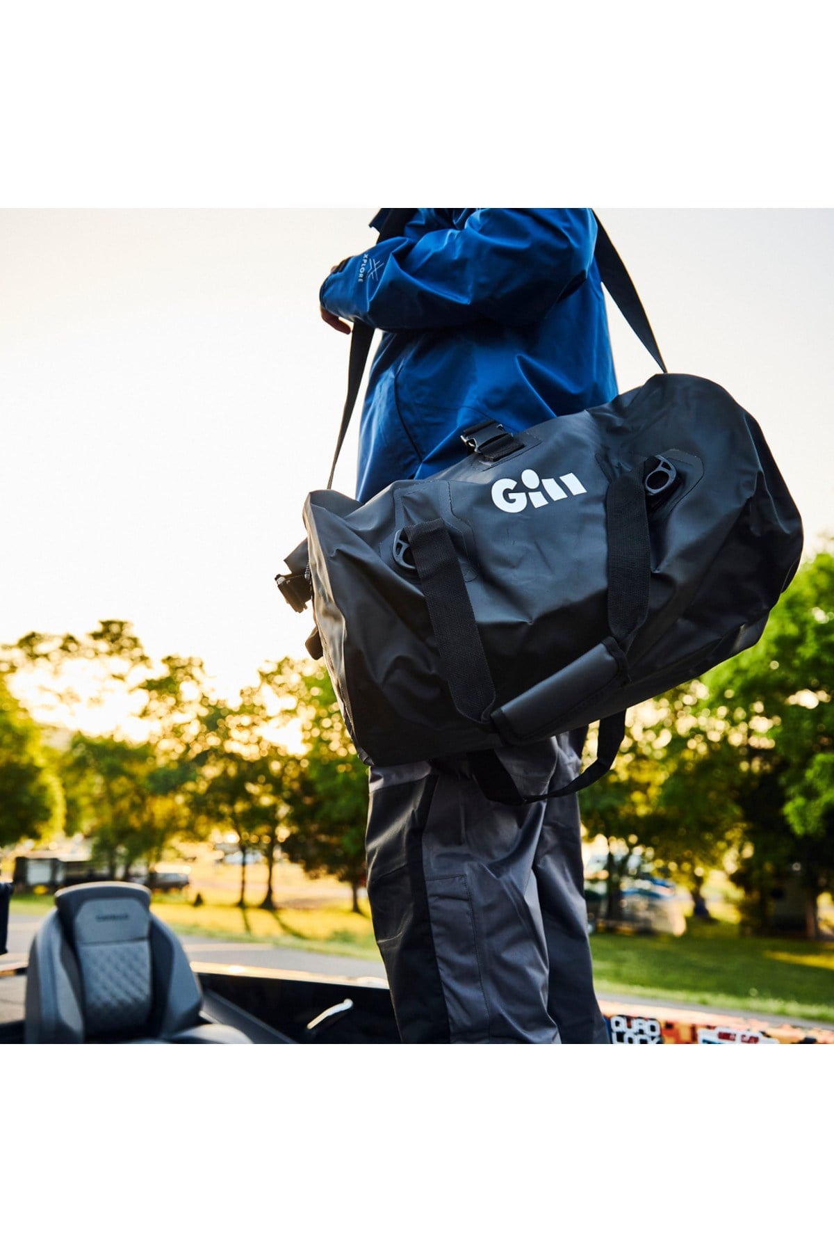 VOYAGER DUFFEL BAG 30L