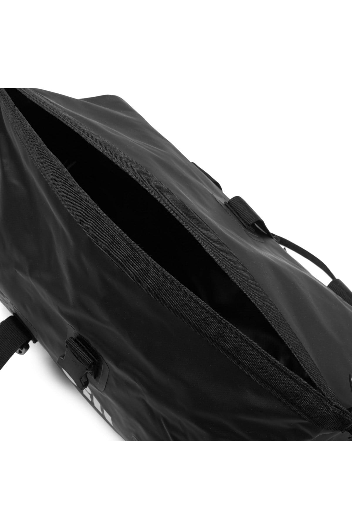 VOYAGER DUFFEL BAG 30L