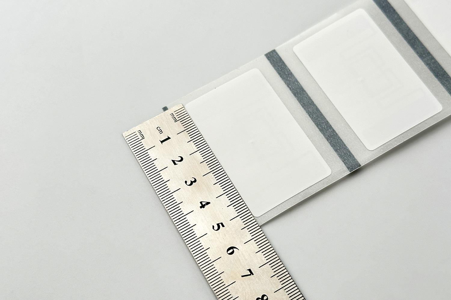  54x34 mm U9 UHF RFID Etiketi