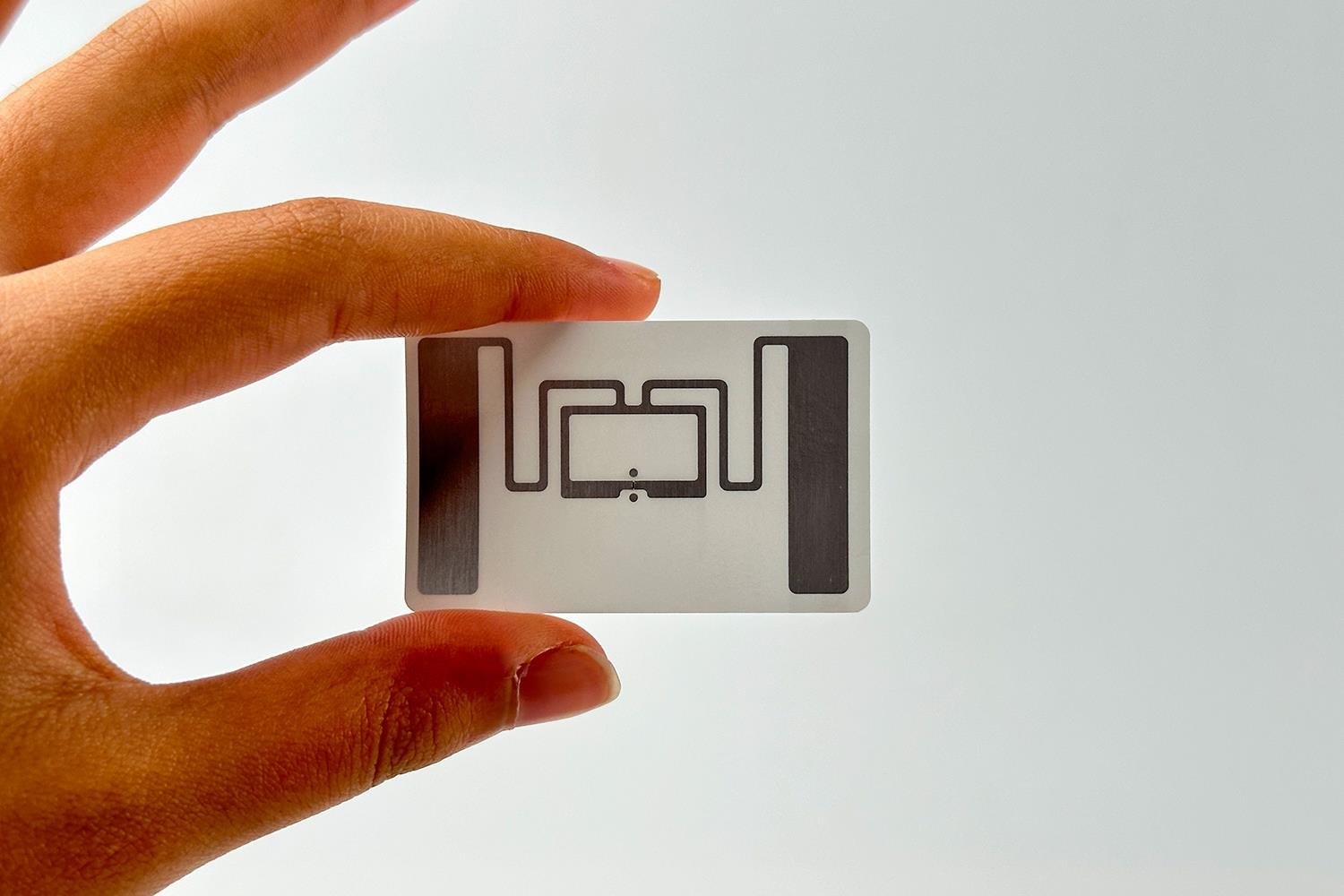  54x34 mm U9 UHF RFID Etiketi