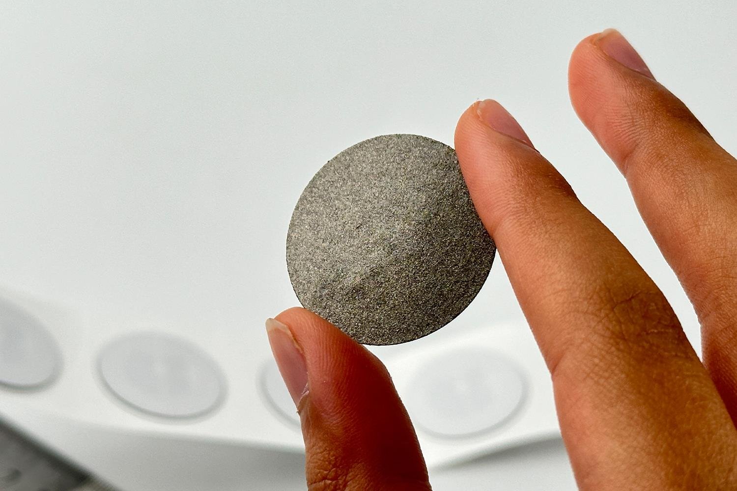 علامة مرنة مطبقة معدنية 30 مم HF RFID - Ntag213