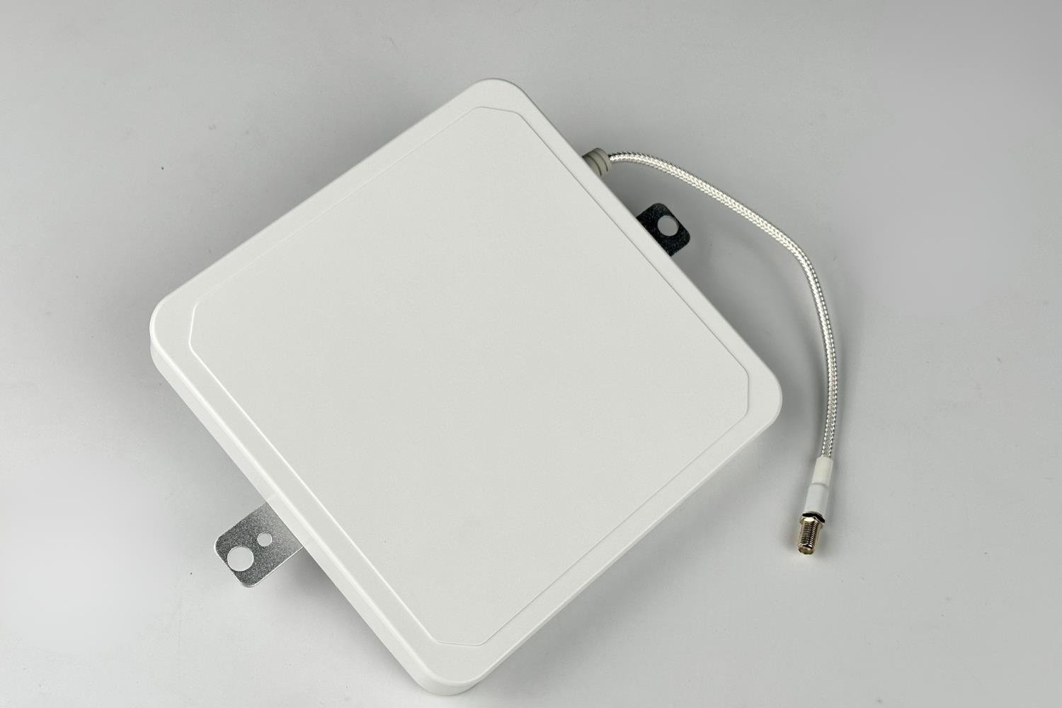 7 dBi UHF RFID Anten 162x162x20 mm ANT272