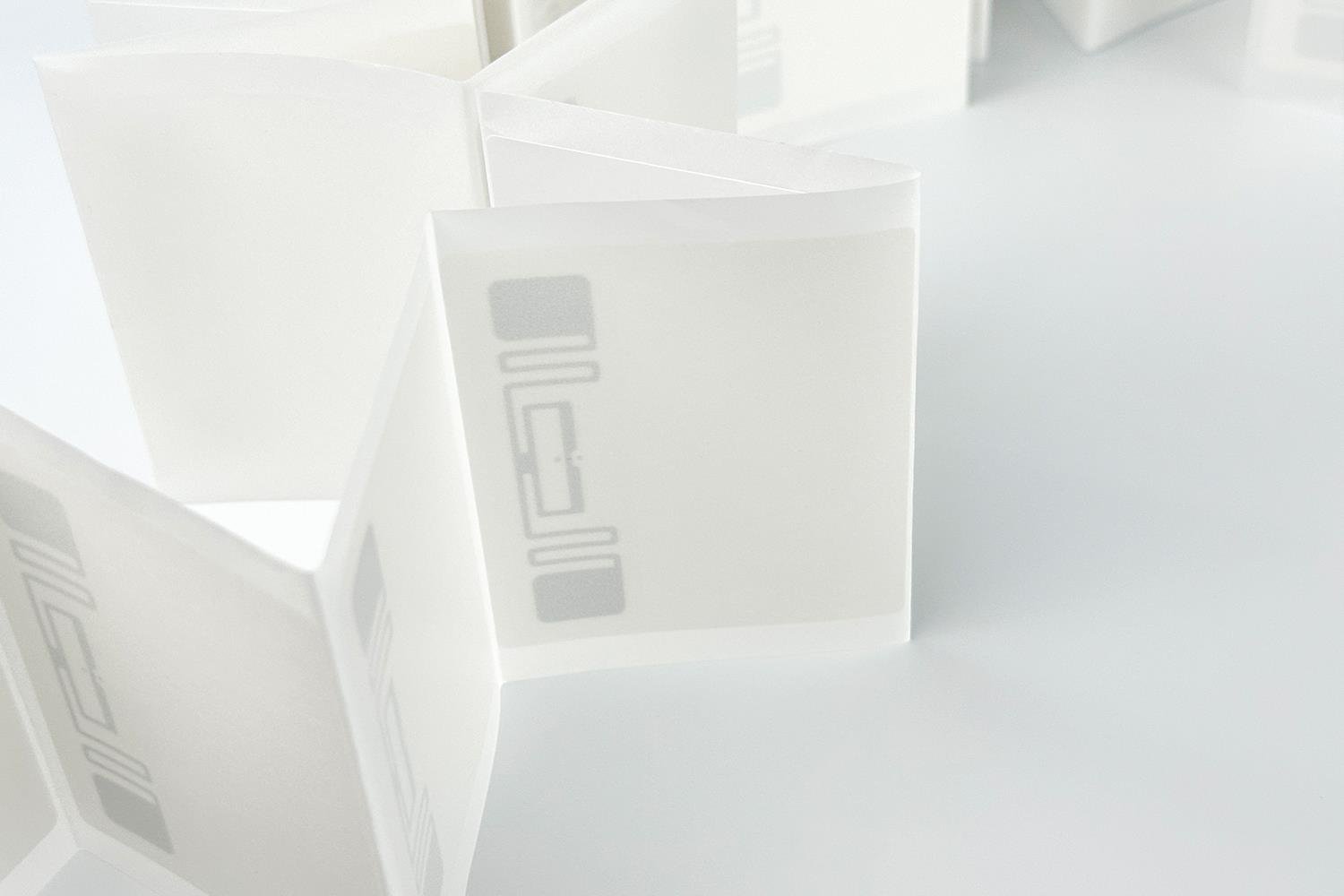 سلسلة U9 UHF RFID مقاس 80 × 70 مم مع لاصق قوي