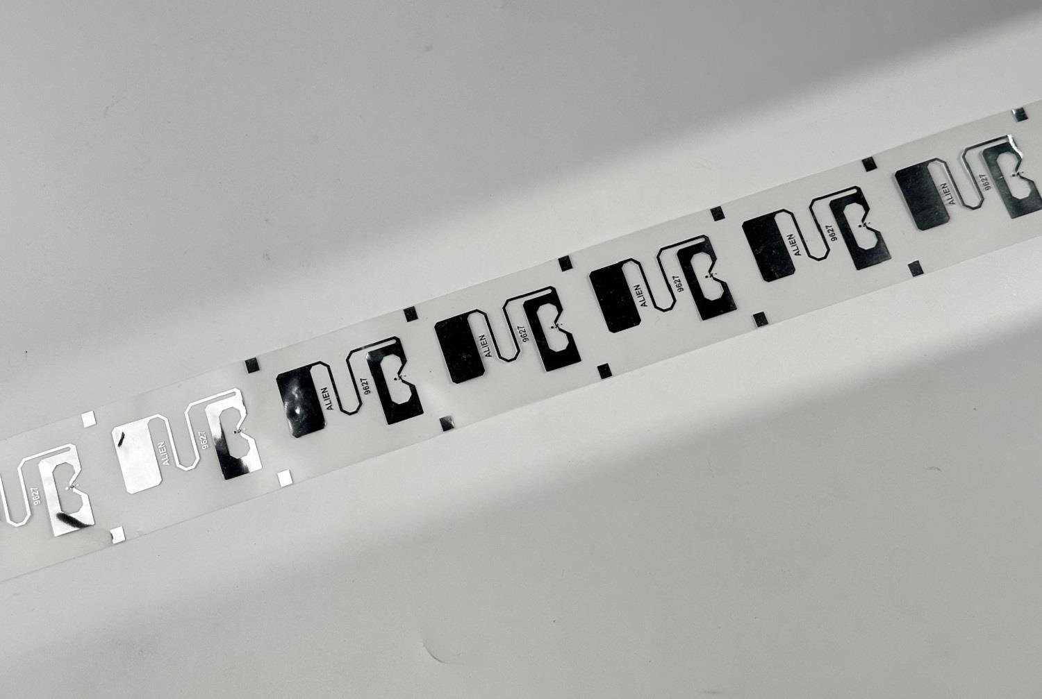 Alien ALN 9627 Dry UHF RFID Etiket