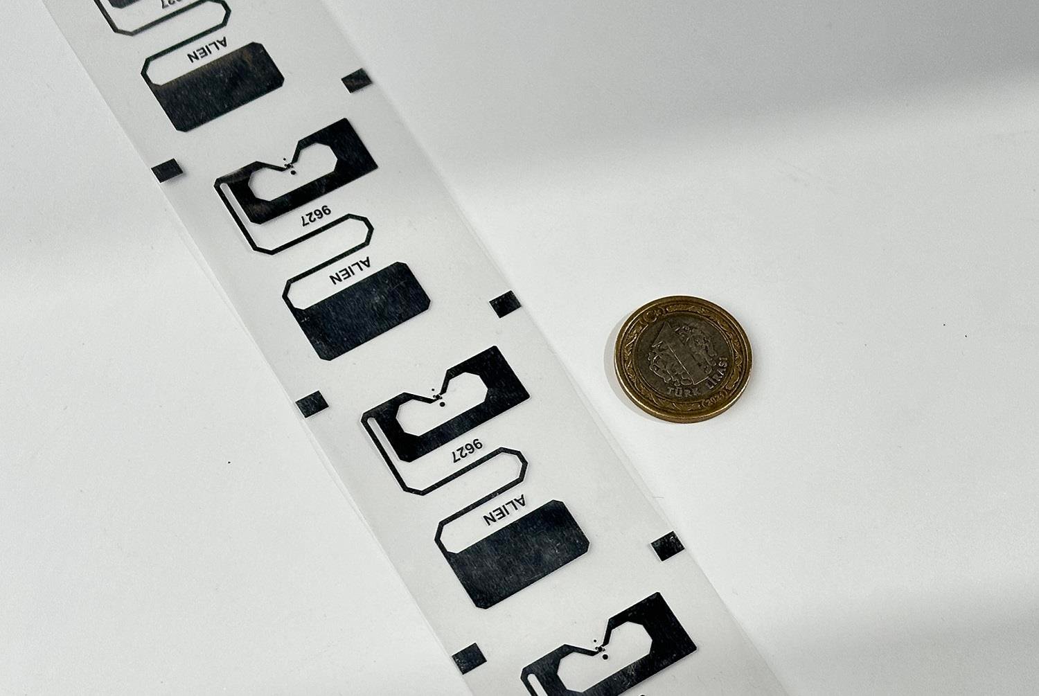 Alien ALN 9627 Dry UHF RFID Etiket