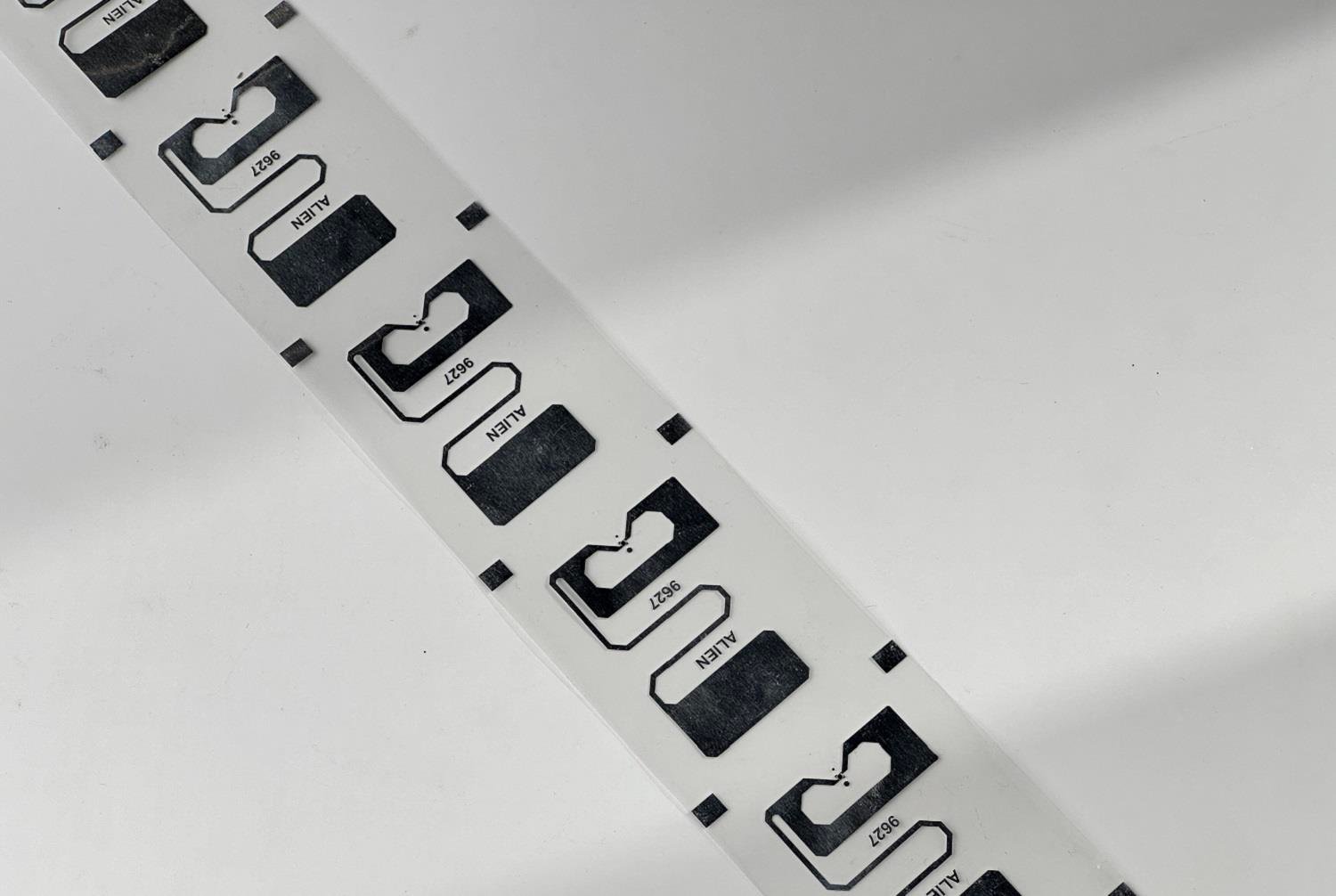 Alien ALN 9627 Dry UHF RFID Etiket