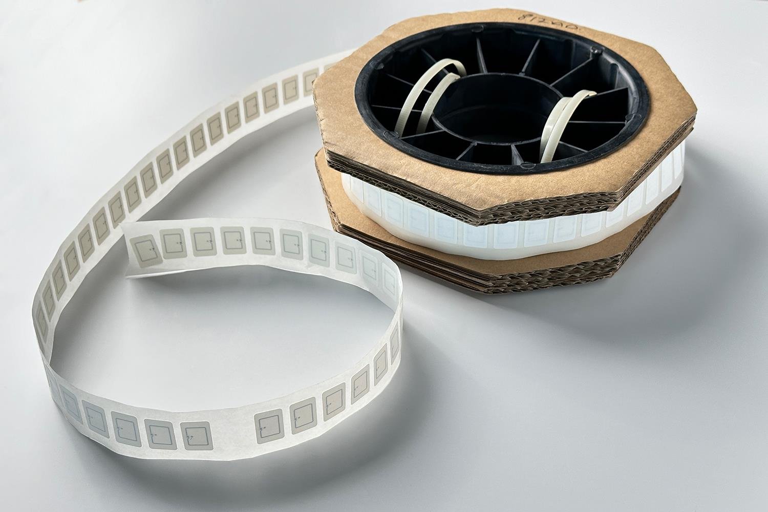 Alien ALN 9713 WRW UHF RFID Etiket