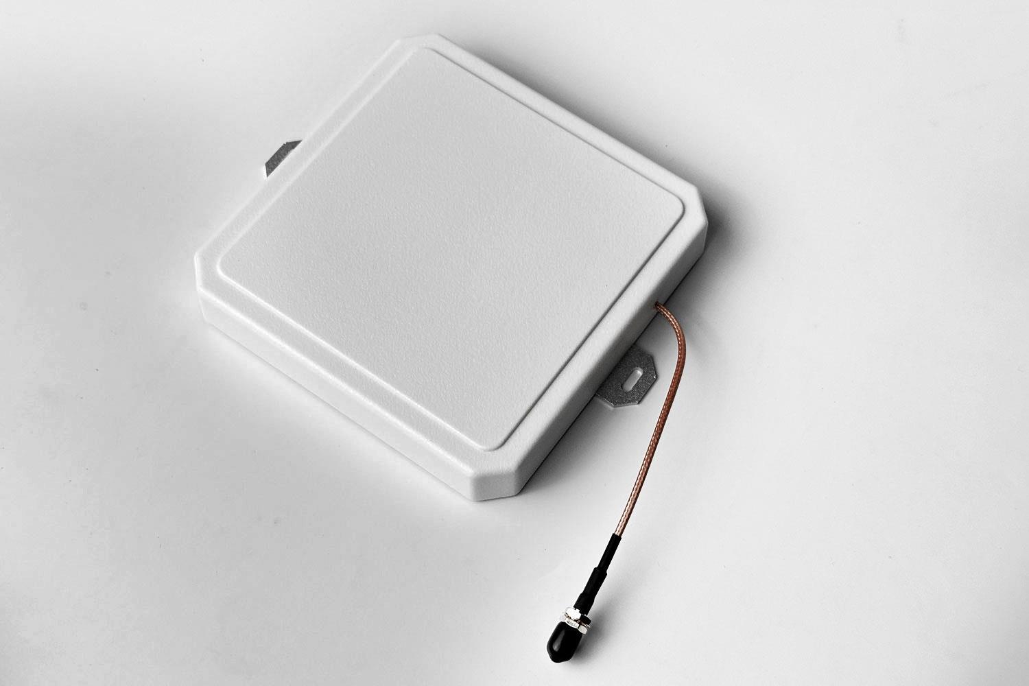 ANT241 - 6 Dbi Uhf Circular Beyaz Outdoor Anten 130x130x18mm - Ntf Connector 