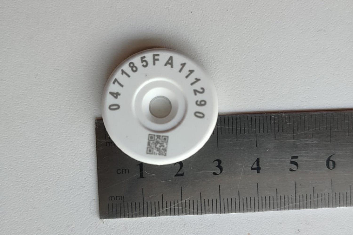 Delikli NFC Etiket 30 mm Dia (metal üstü - vidalanabilir - 3M yapışkanlı)