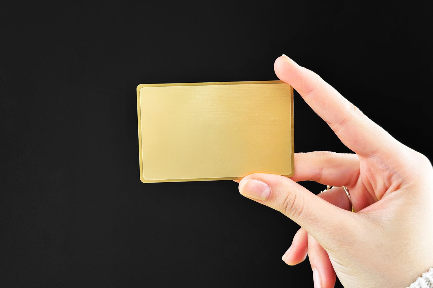 Gold Metal NFC Kart