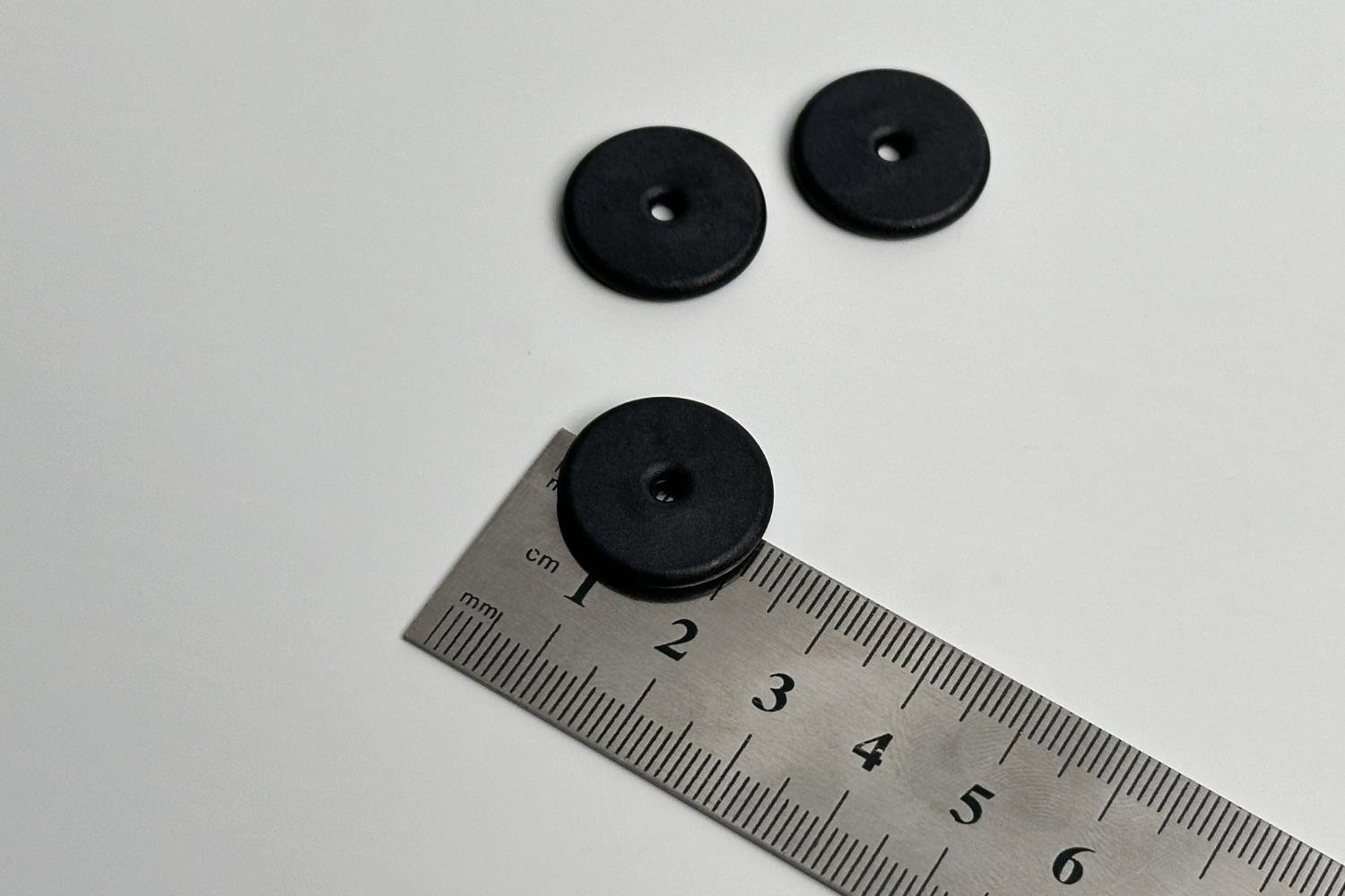H4 Çipli 20mm PPS Vidalanabilir RFID Etiket