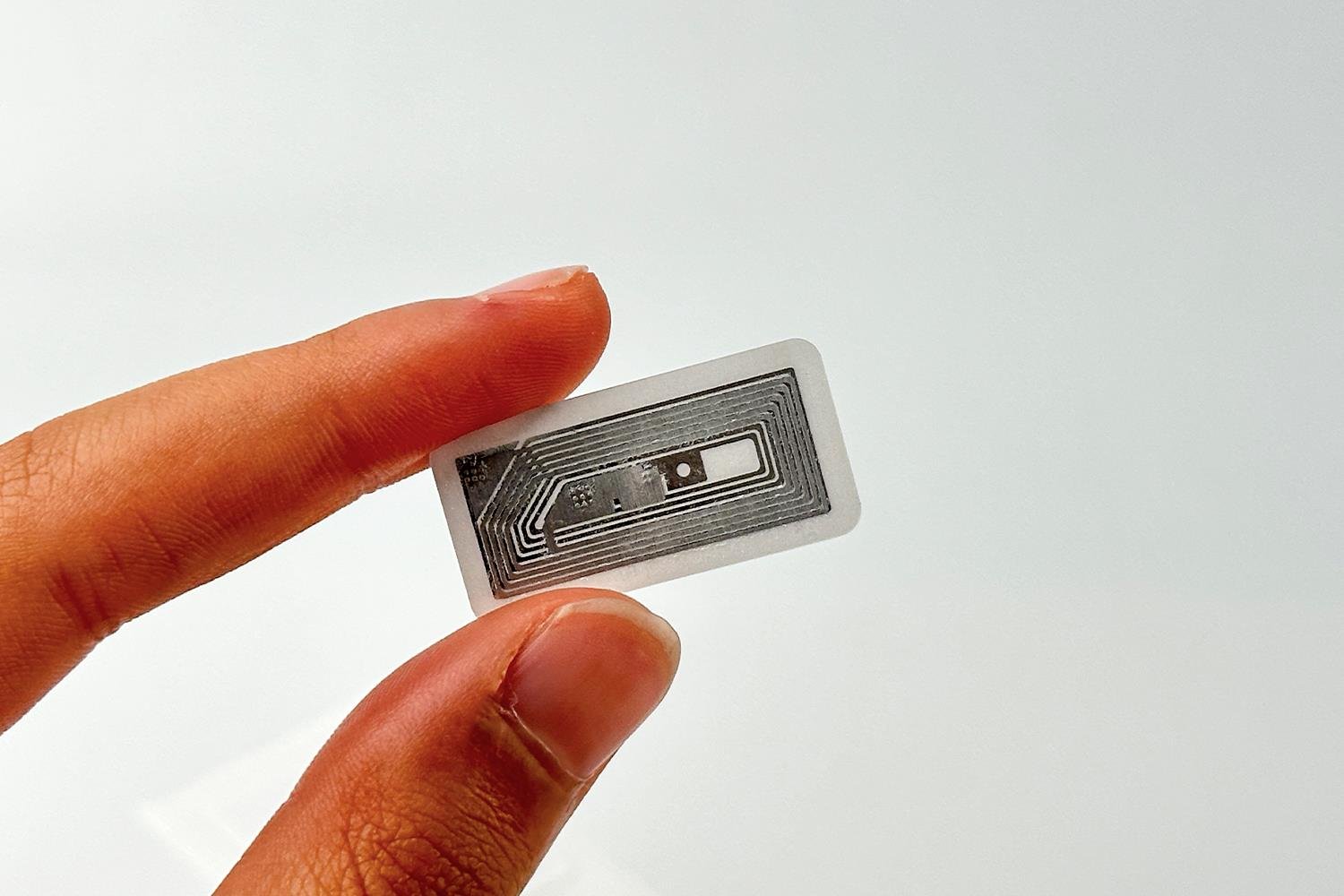 ملصق ICODE SLIX2 RFID مقاس 30*15 مم للأسطح الصغيرة