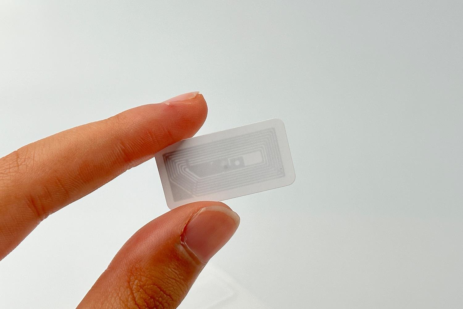 ملصق ICODE SLIX2 RFID مقاس 30*15 مم للأسطح الصغيرة