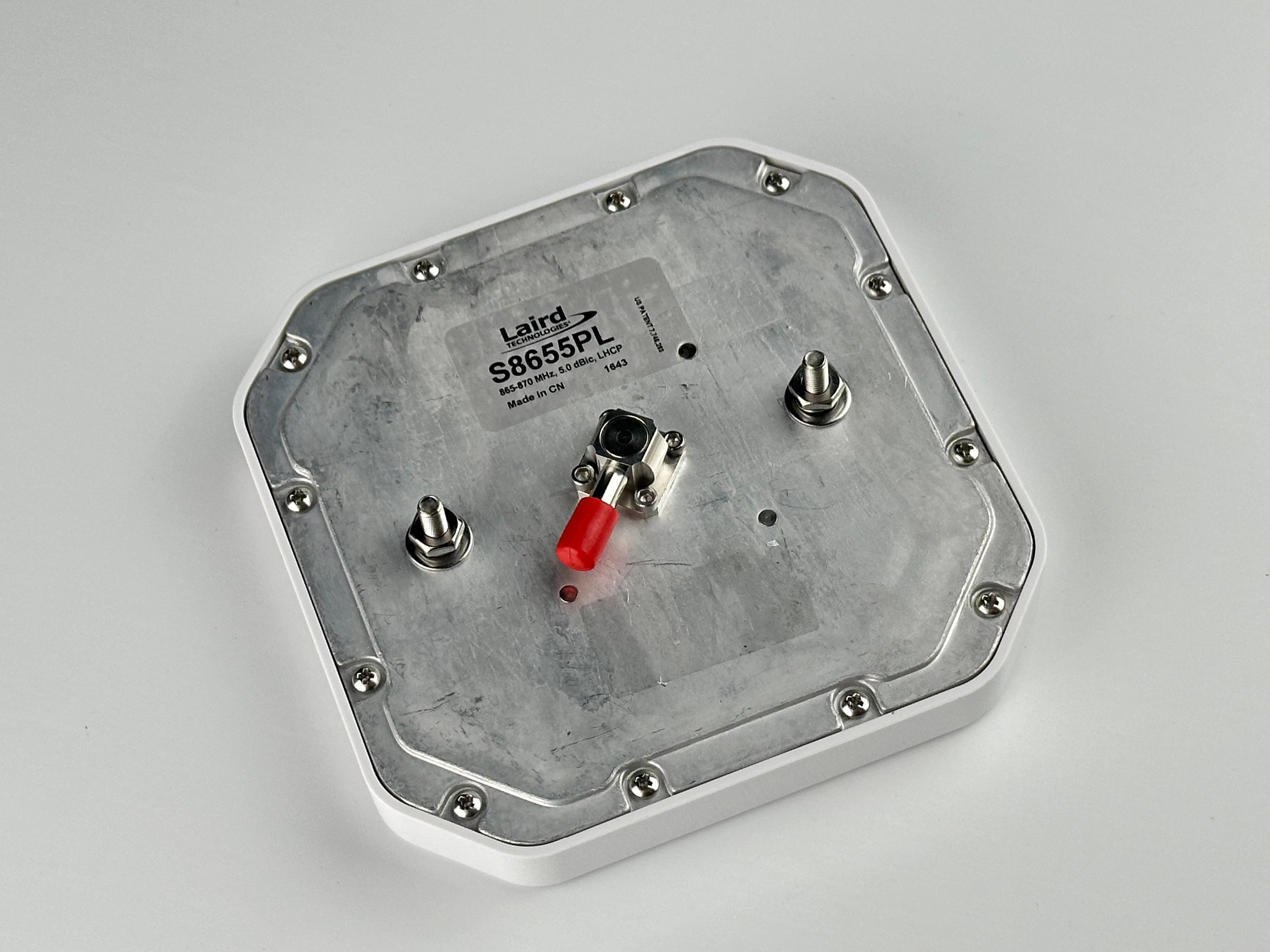 Laird S8655P Mini RFID Panel Anten | 865–870 MHz | 5.0 dBic Dairesel Polarizasyon