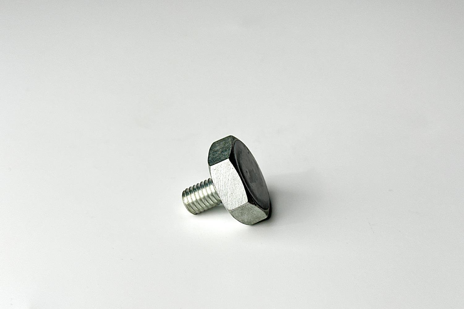 Metal Yüzeyler için RFID Vida Etiketi