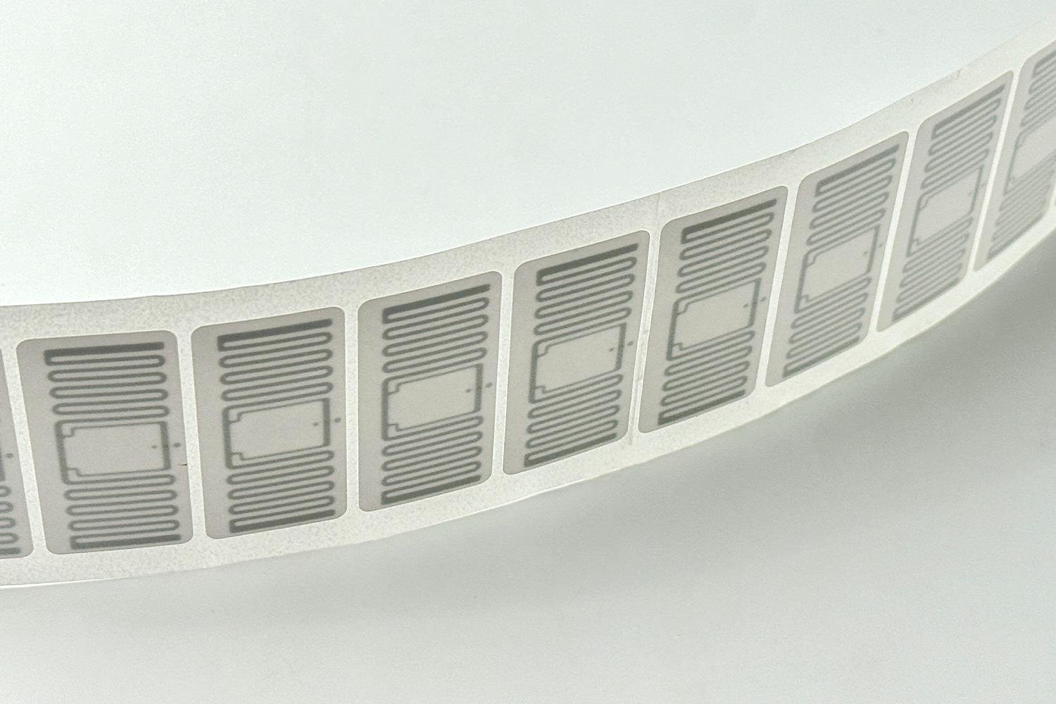 MR6P Çipli 43x20 mm UHF RFID Etiket