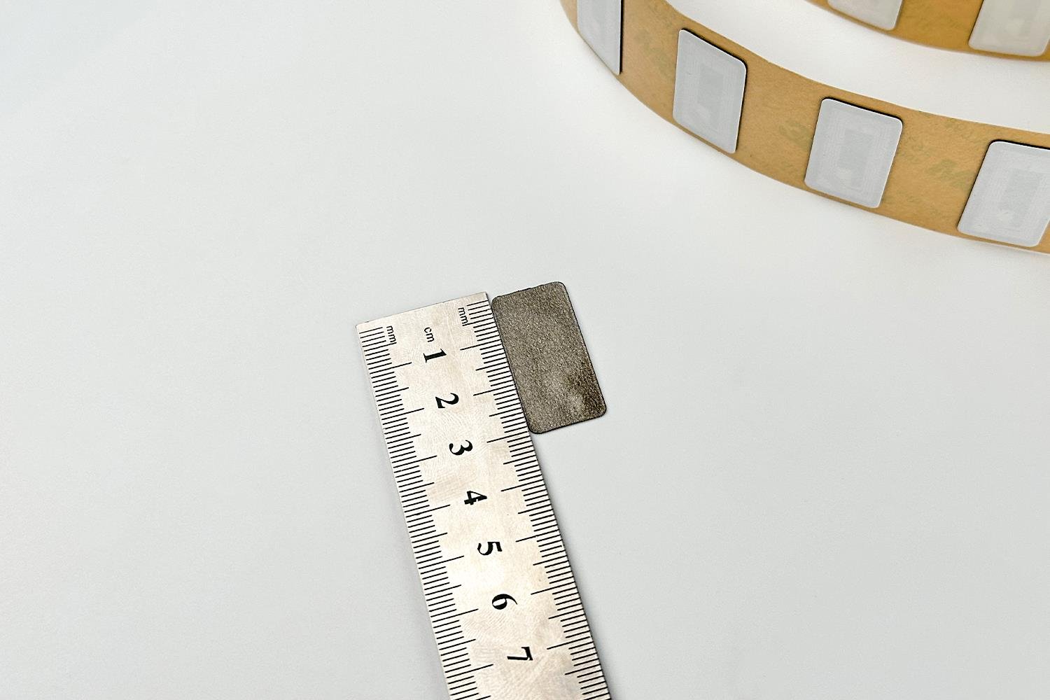 NTAG213 Çipli Metal Üstü NFC Etiketler Özel Boyut 30*15mm