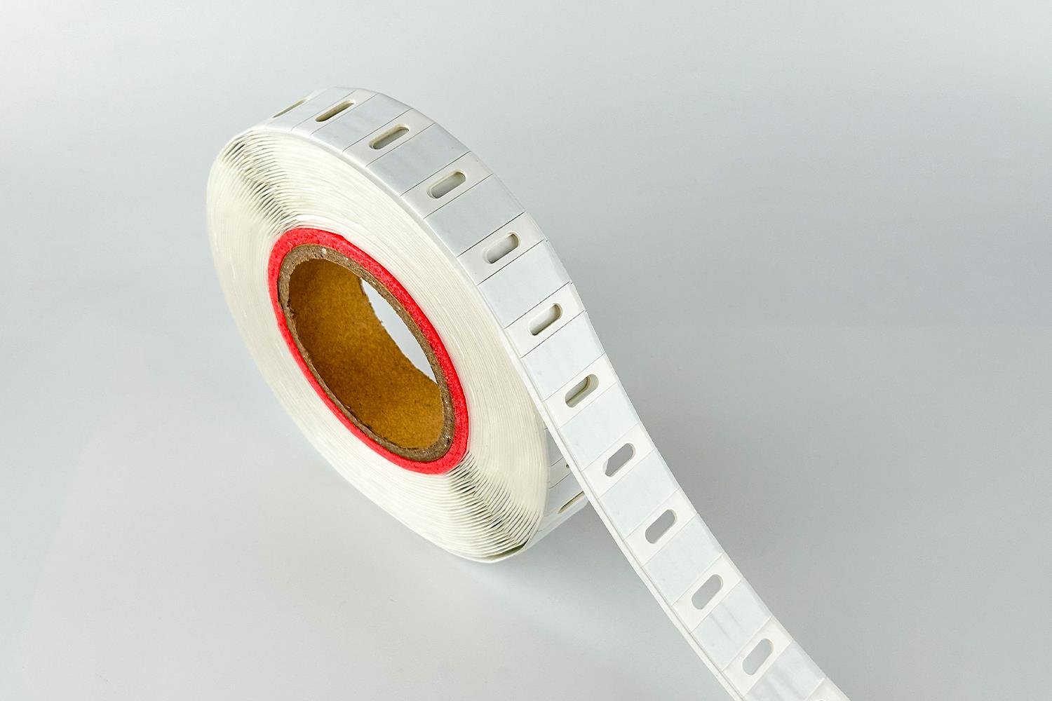 OM3015 RFID Etiket Metal Yüzeyler için (30x15x1 mm)