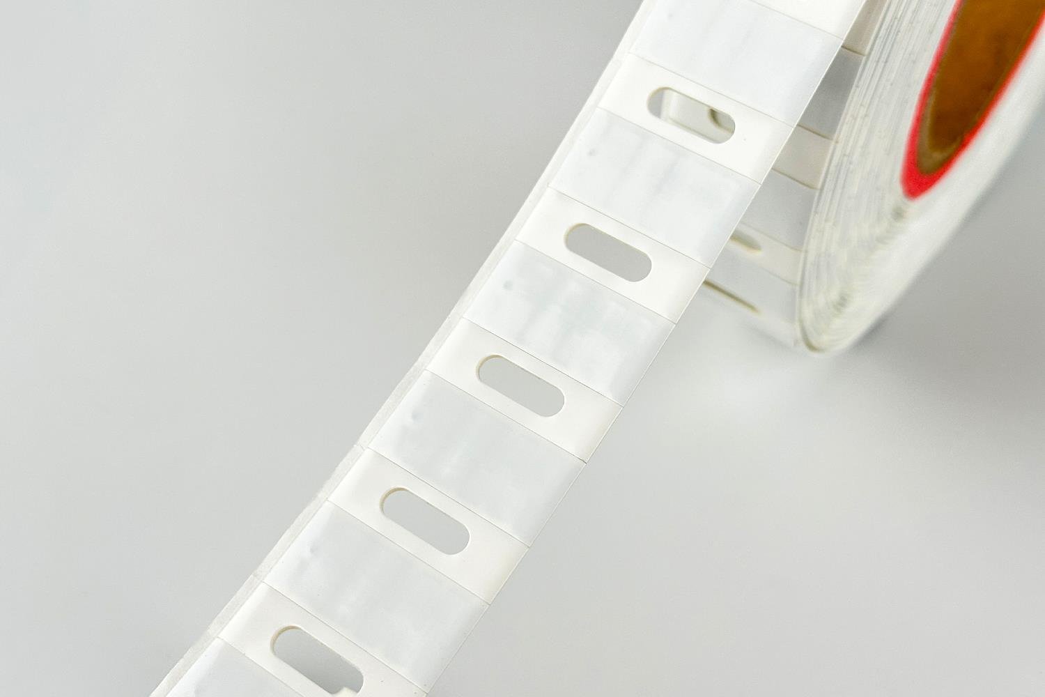 OM3015 RFID Etiket Metal Yüzeyler için (30x15x1 mm)