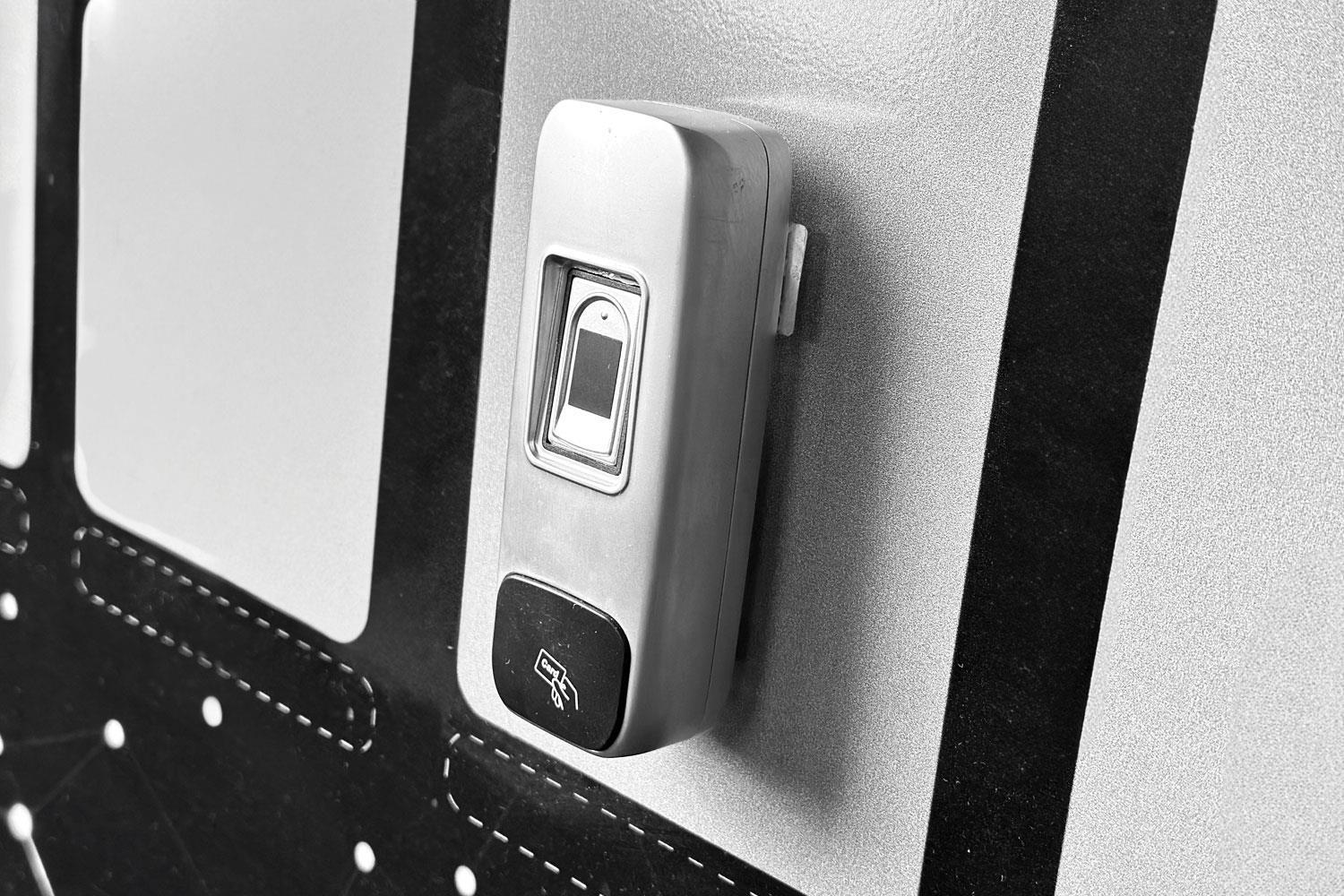 RFGate 515R27 EMW Parmak İzi Okuyucu Wifi Wiegand