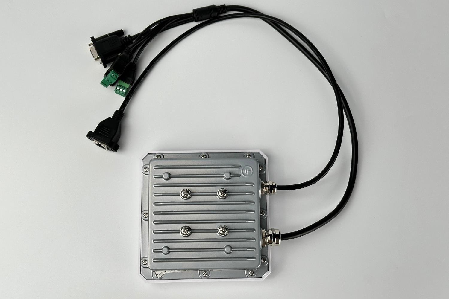RFGATE Endüstriyel UHF RFID Entegre Okuyucu RGR609T
