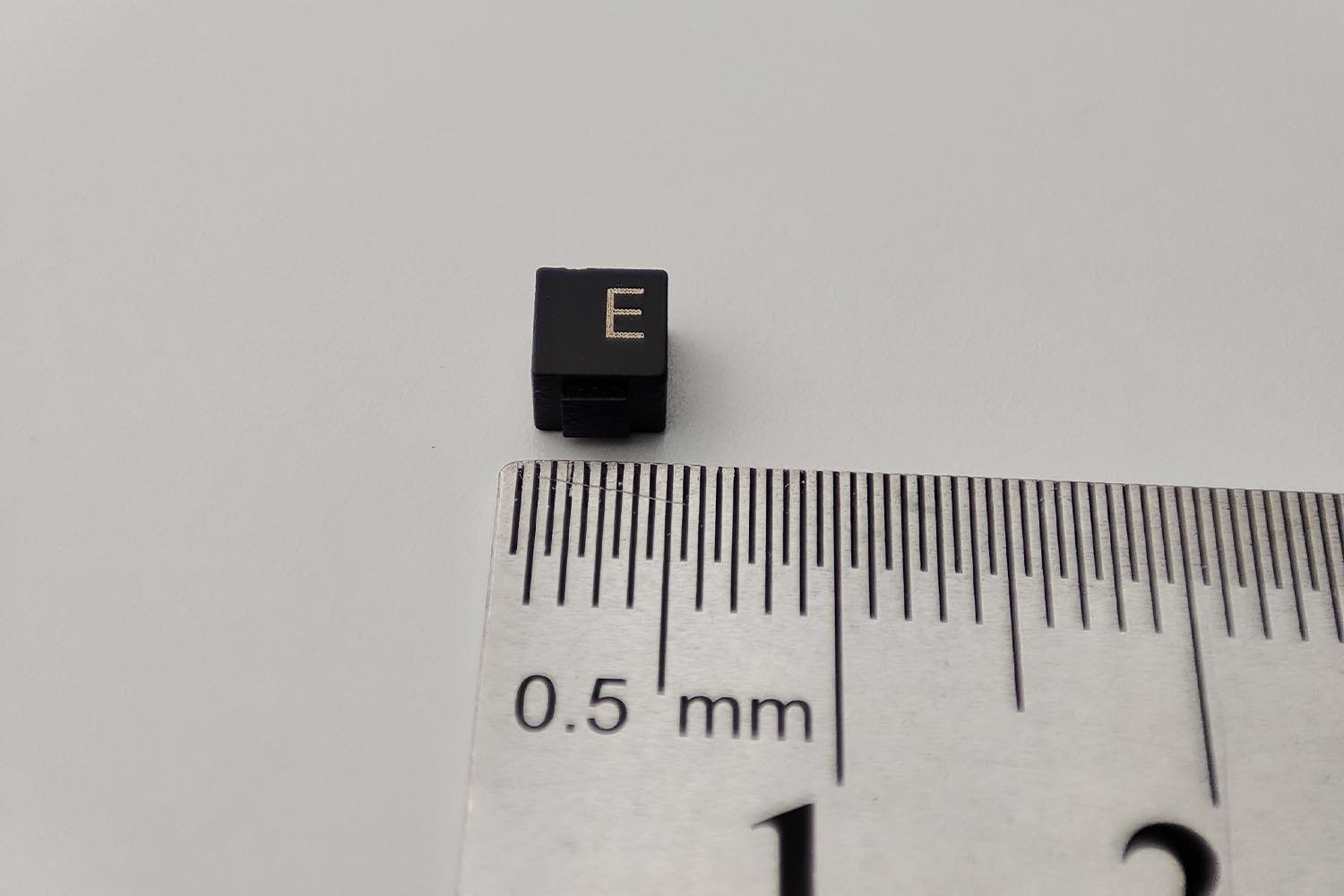 RFGate Metal Üstü Seramik Küçük RFID Etiket 4x4x3mm