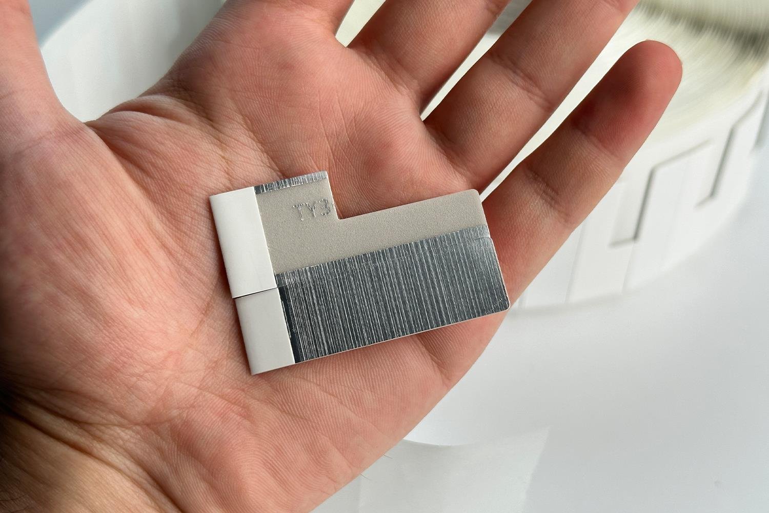 RFGate OM51115 قمة مرنة معدنية رفيعة RFID علامة