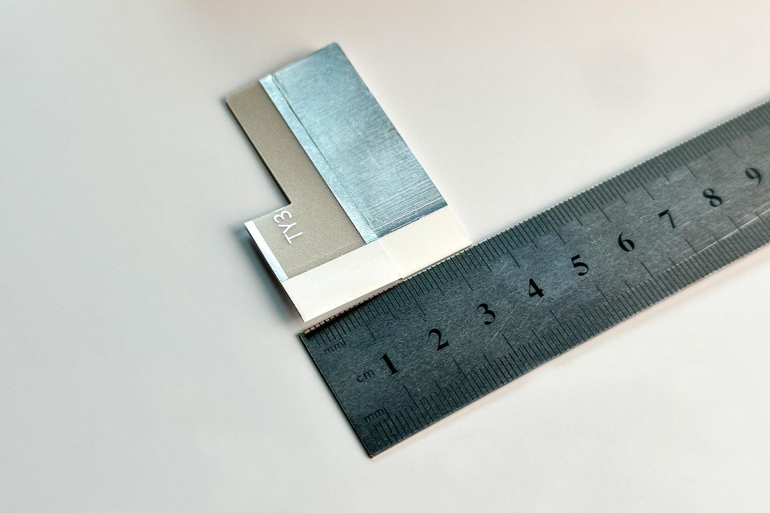 RFGate OM51115 قمة مرنة معدنية رفيعة RFID علامة