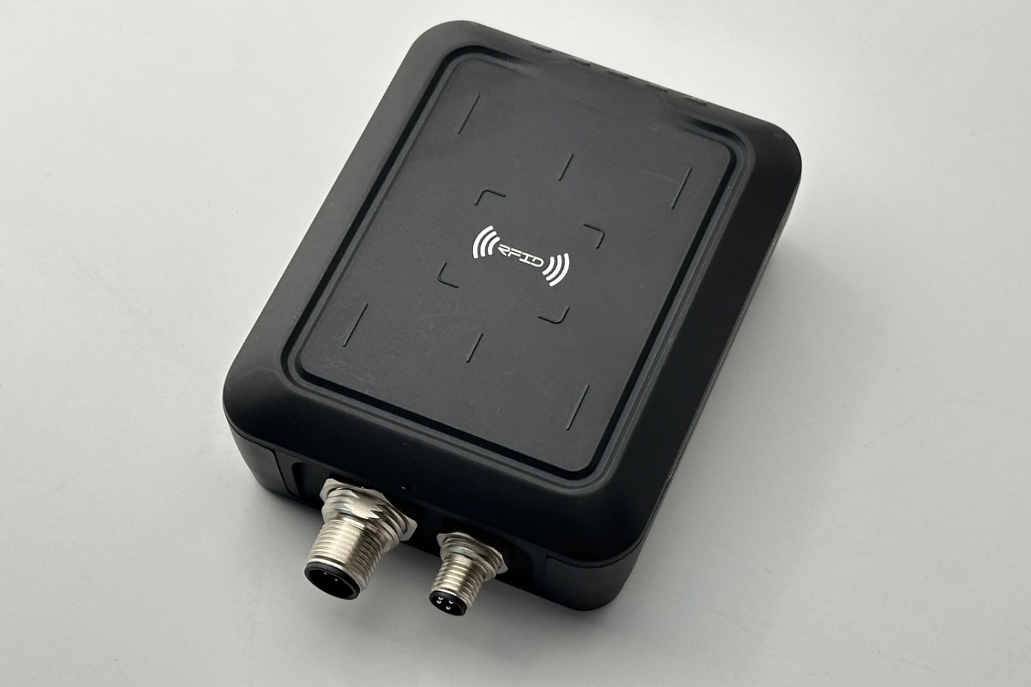 RFGATE RGI108 Endüstriyel UHF RFID Okuyucu – E310