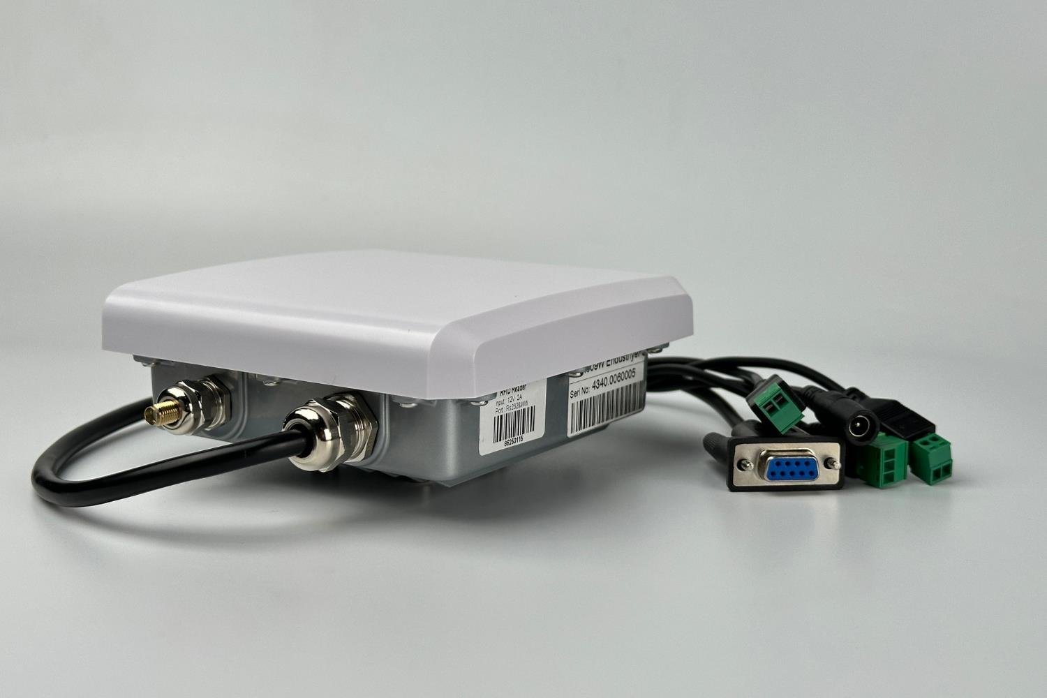 RFGATE RGR609W WiFi Destekli Endüstriyel UHF RFID Okuyucu