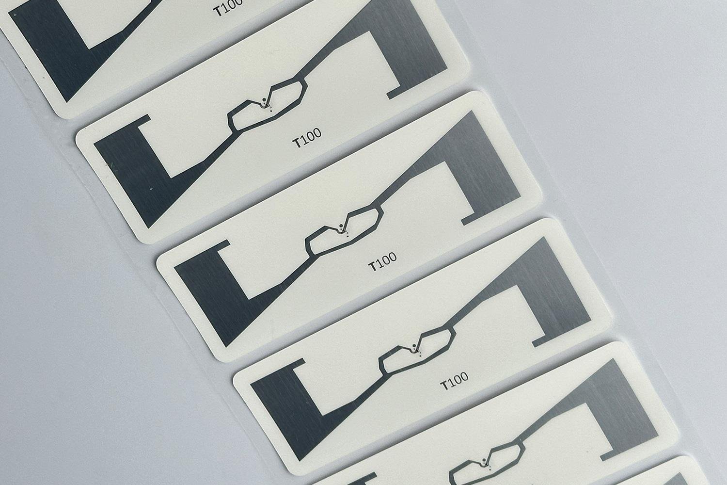 RFGate T100 WRW UHF RFID Etiket