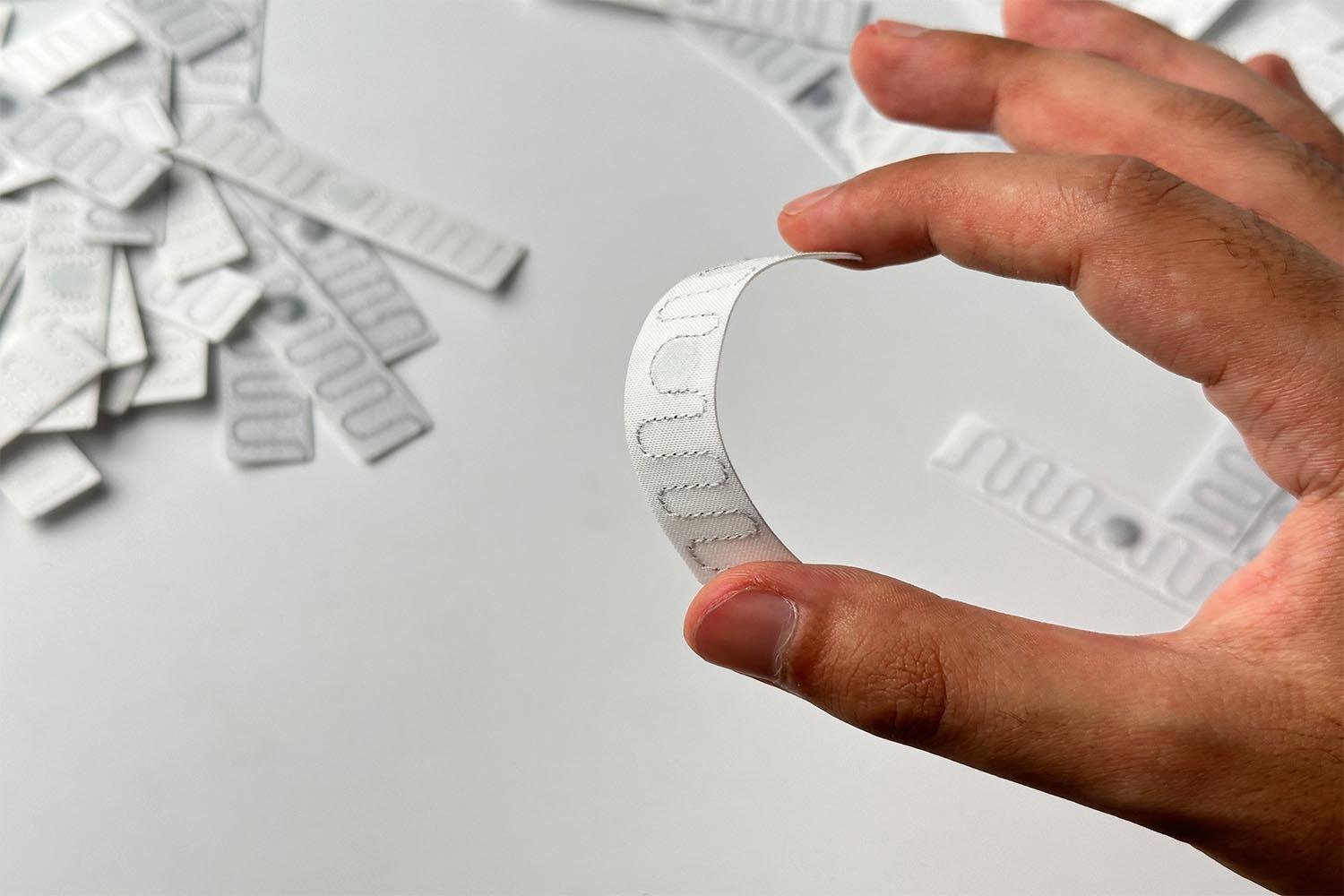 RFGate T504 Laundry RFID Tag