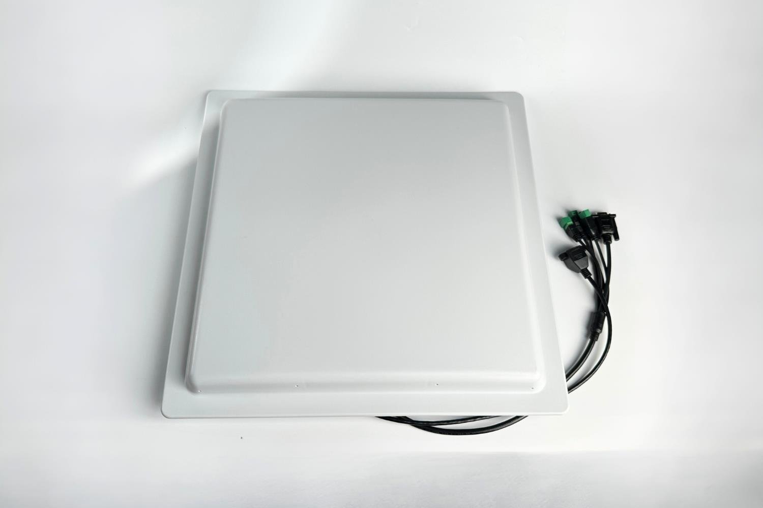 RFGATE Long Range UHF Integrated Reader + Encoder (Rs232 + Wiegand + RJ45)