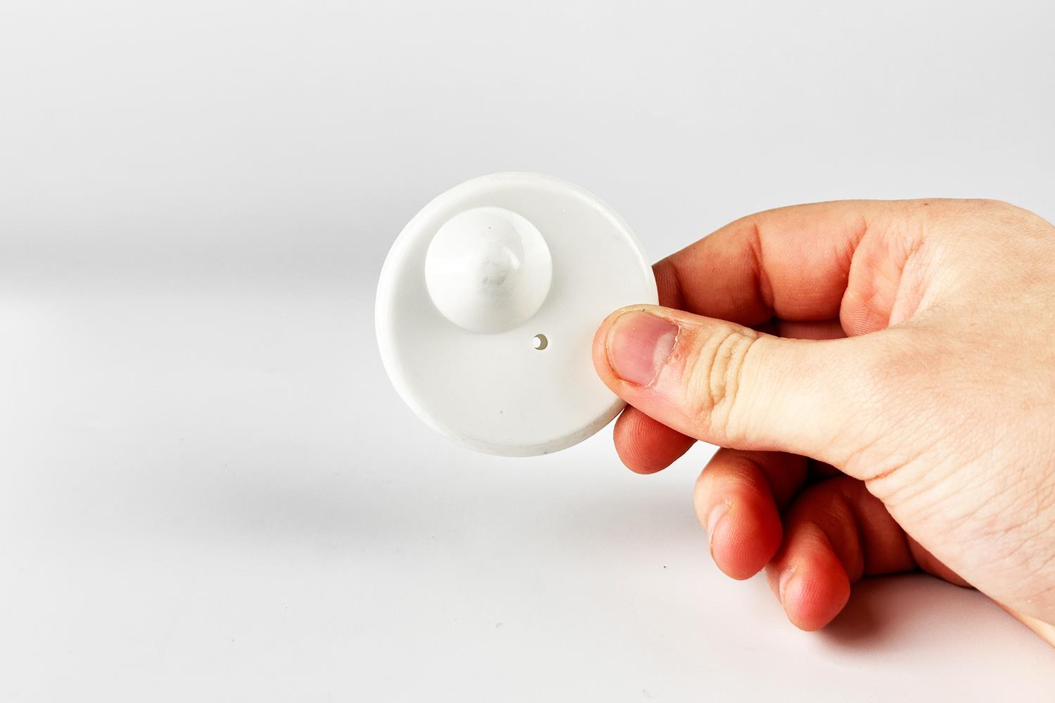 RFID Sert Alarm Etiketi 8.2mhz R-50