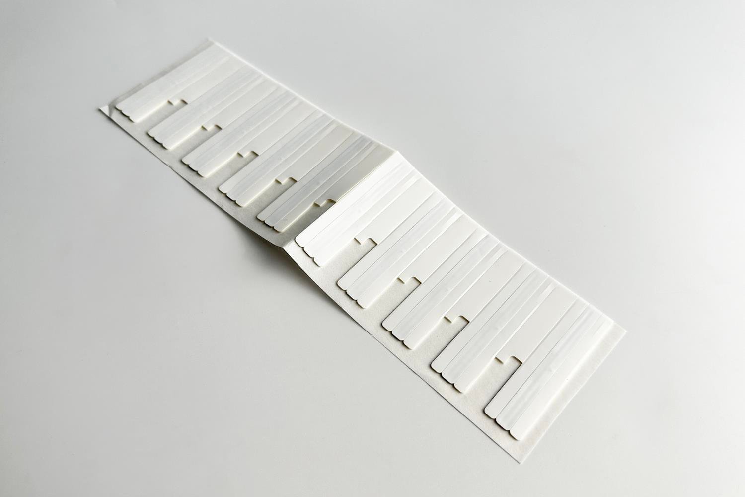 RFID Slimtag OM6406- Metal Üstü Etiket