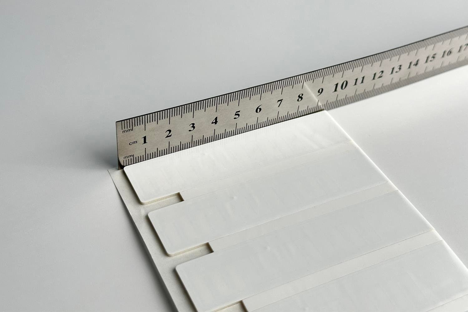 RFID Slimtag OM9522 - Metal Üstü Etiket 