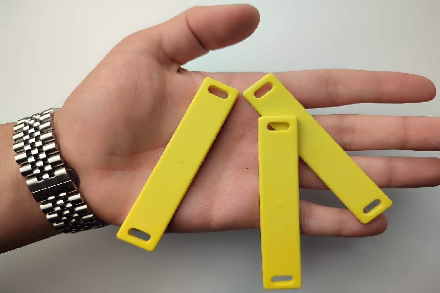 RFID UHF Esnek Su Geçirmez Etiket