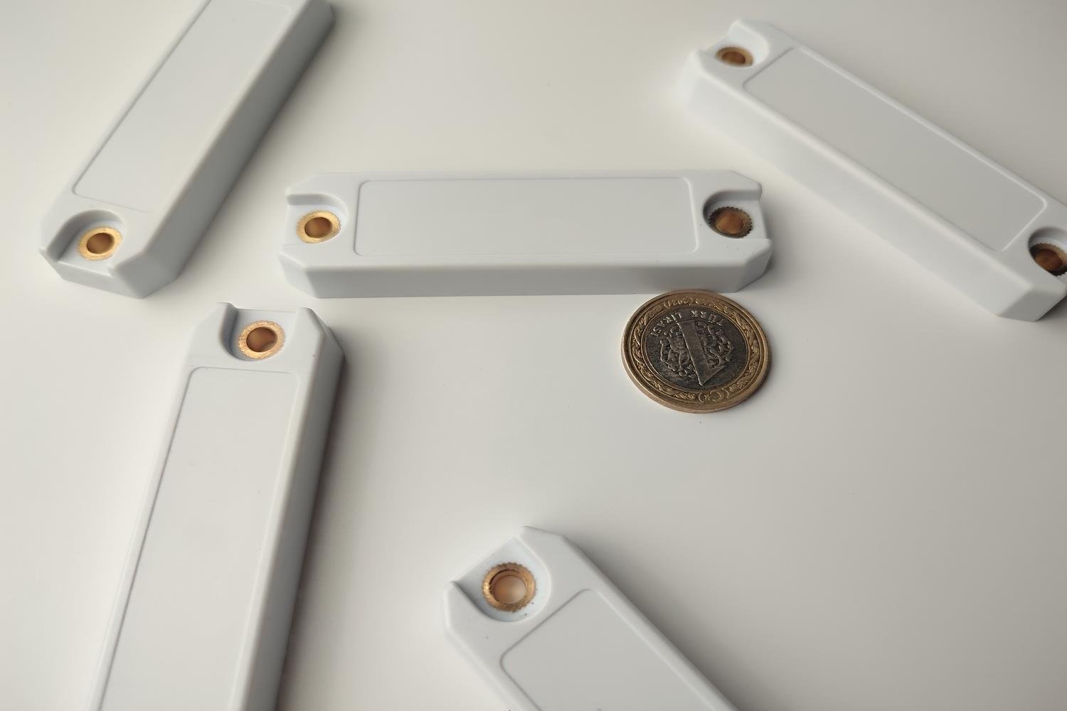 RFID Yuvalı UHF Metal Üstü Okuma Mesafesi Uzun Etiket