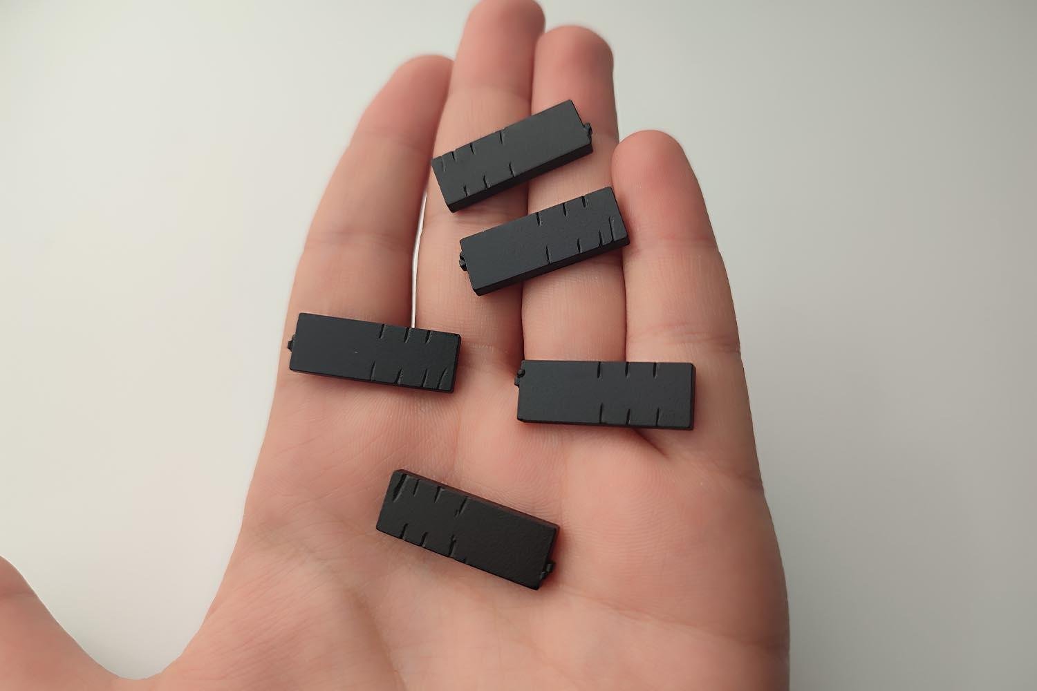 Seramik Metal Üstü Varlık Takip RFID Etiketi 25x9x3mm