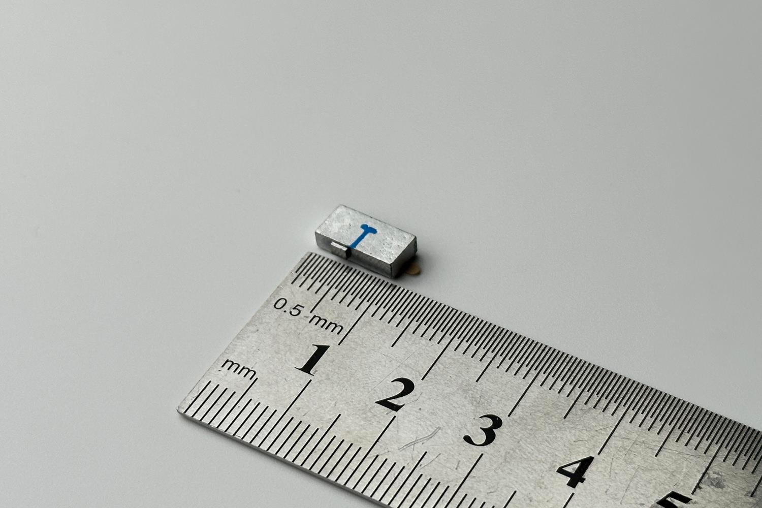 T5103 Performa Sense Grey Sert RFID Etiket