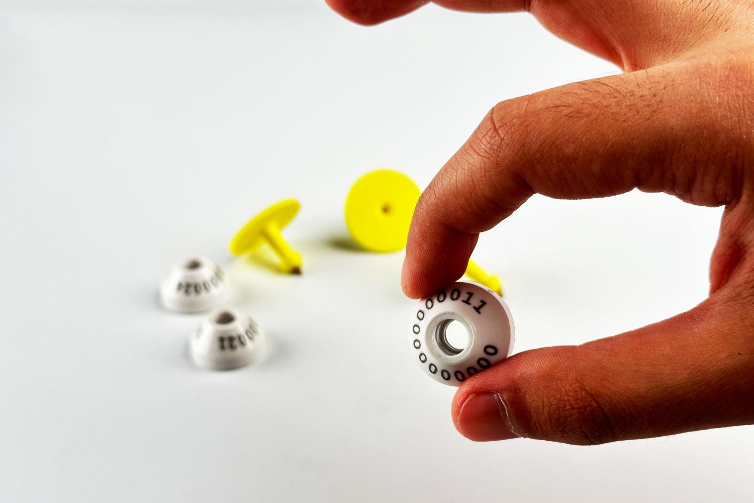 TPS-E005 RFID Isırma Önleyici Hayvan Kulak Küpesi