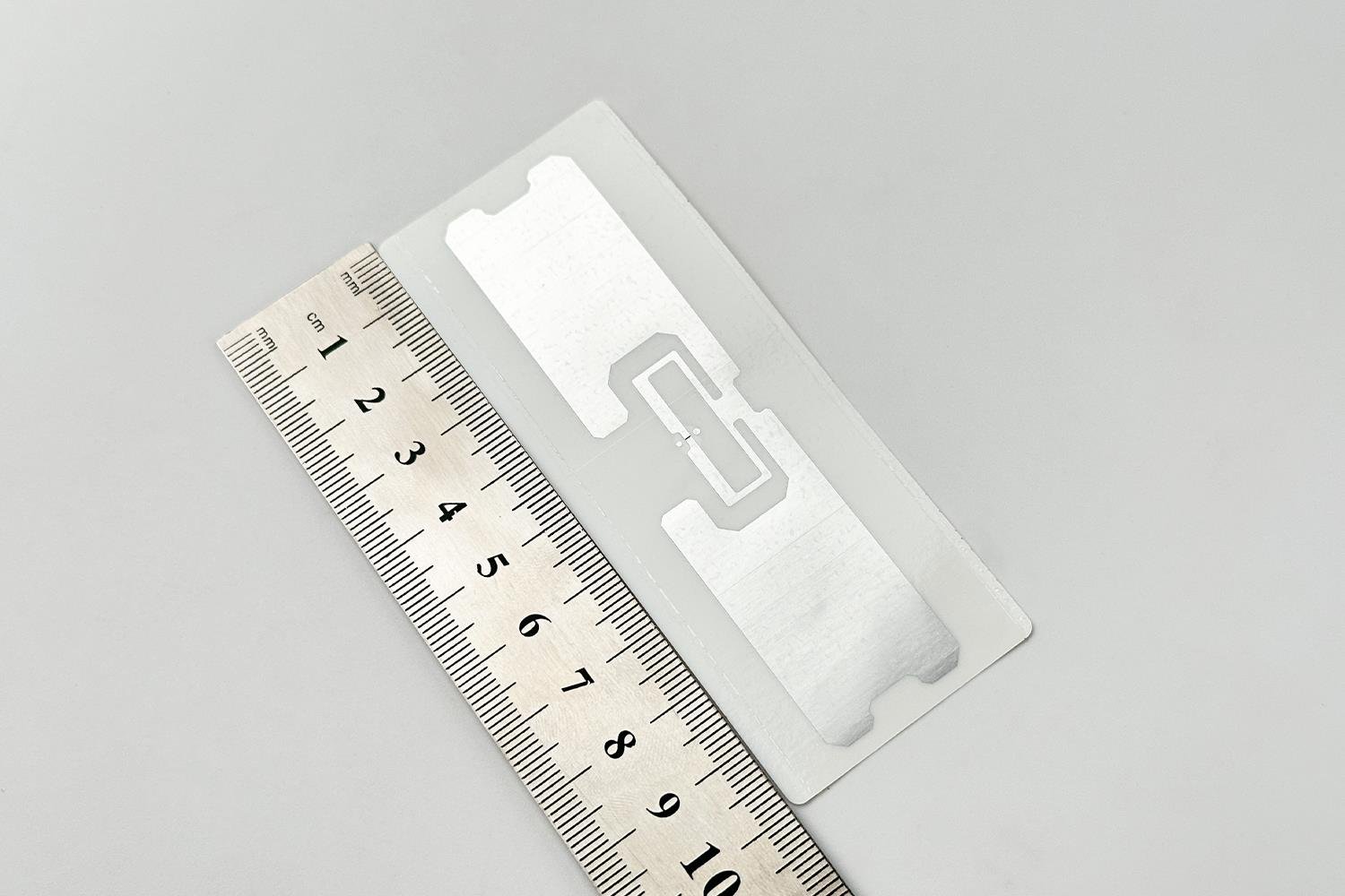 U9 100*40mm UHF RFID Etiket