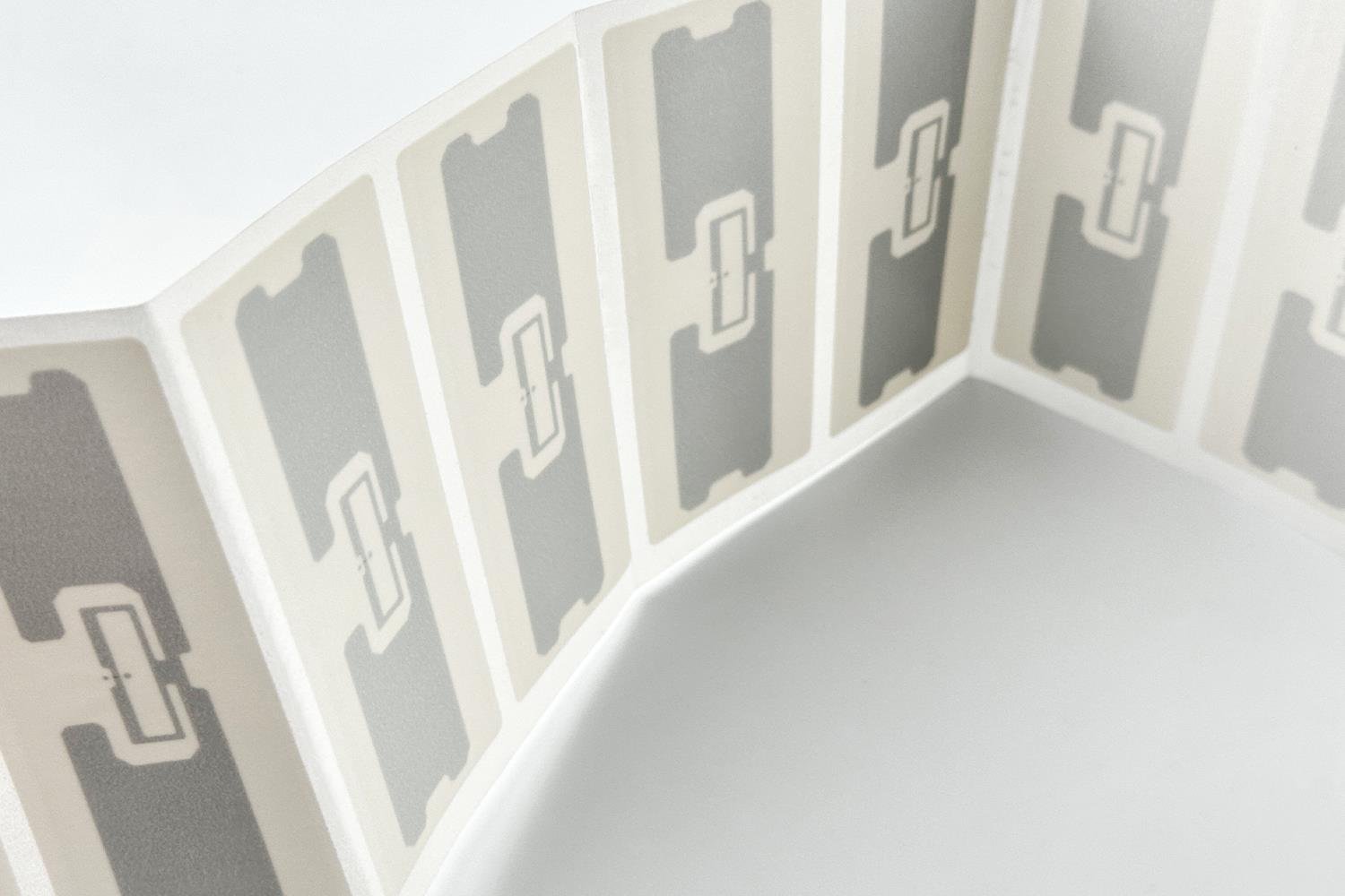 U9 100*40mm UHF RFID Etiket