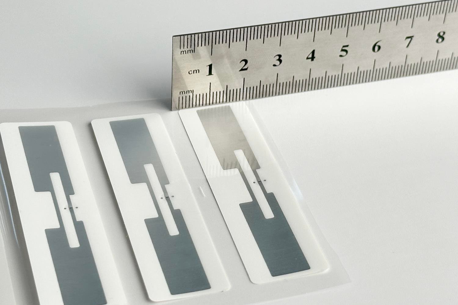 UHF Kırılgan Etiket 70x10mm